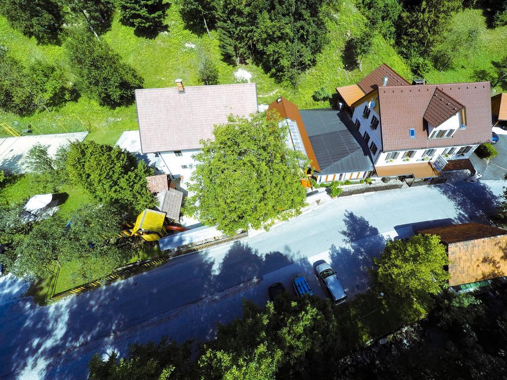 Guest House Gostisce Gacnk V Logu 체르크노 외부 사진